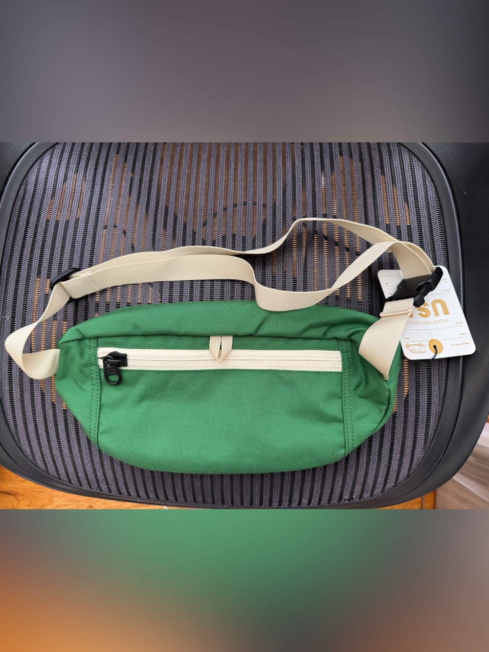Walker Family Goods Louie Sling Fanny Pack Juniper Green - Picture 2 of 2